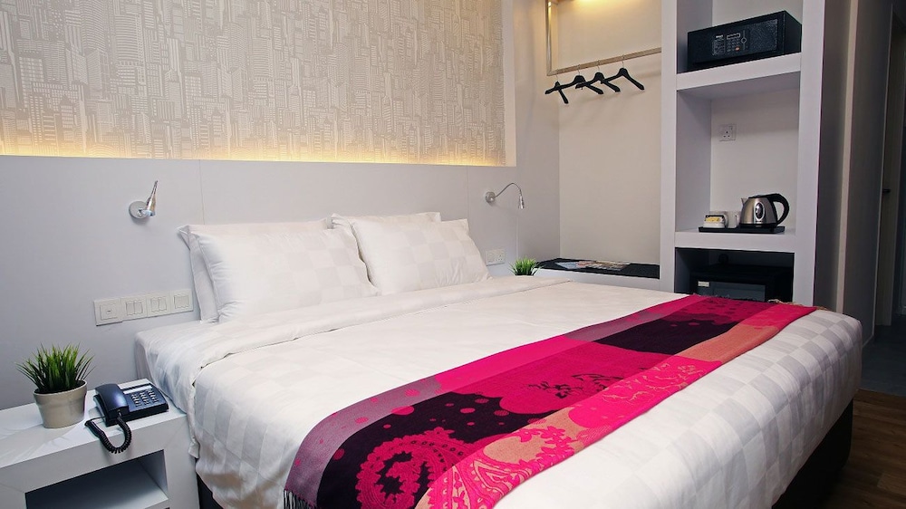 CAIRNHILL HOTEL KUALA LUMPUR 20/34