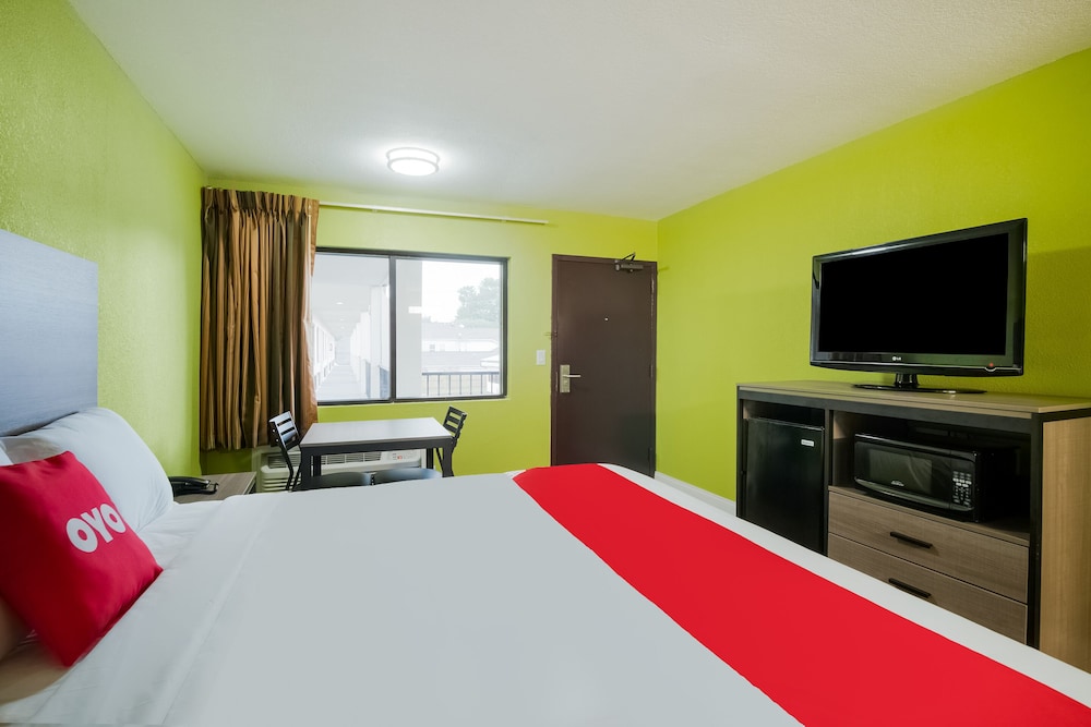 OYO Hotel Houston N Fm-1960 Champions TX 18/58