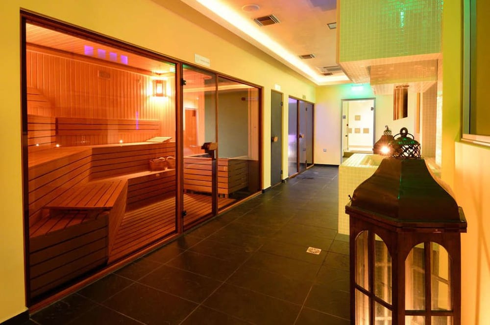 Royal Paradise Beach Resort And Spa 19/50