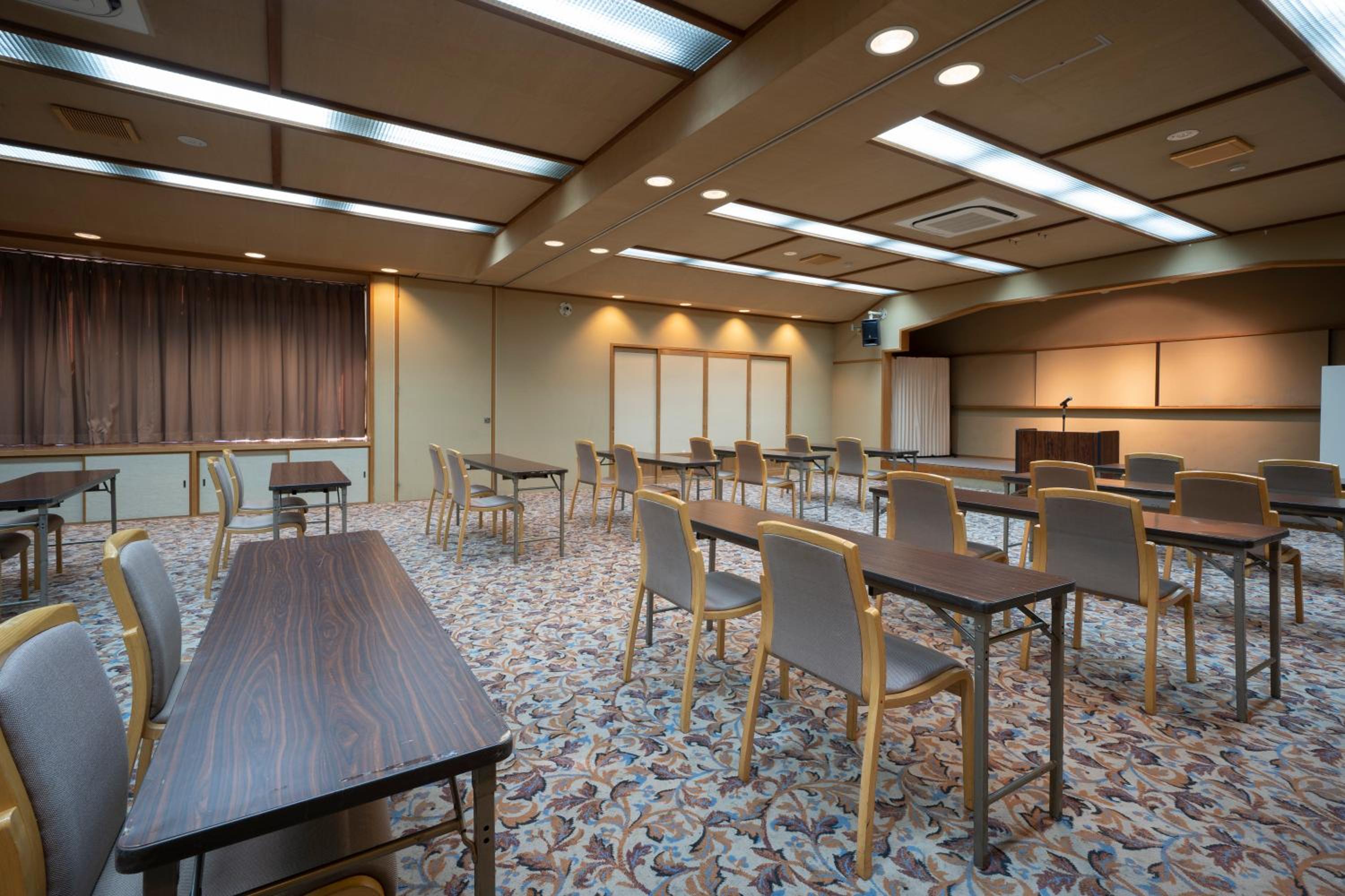 Hisai Green Hotel 52/58