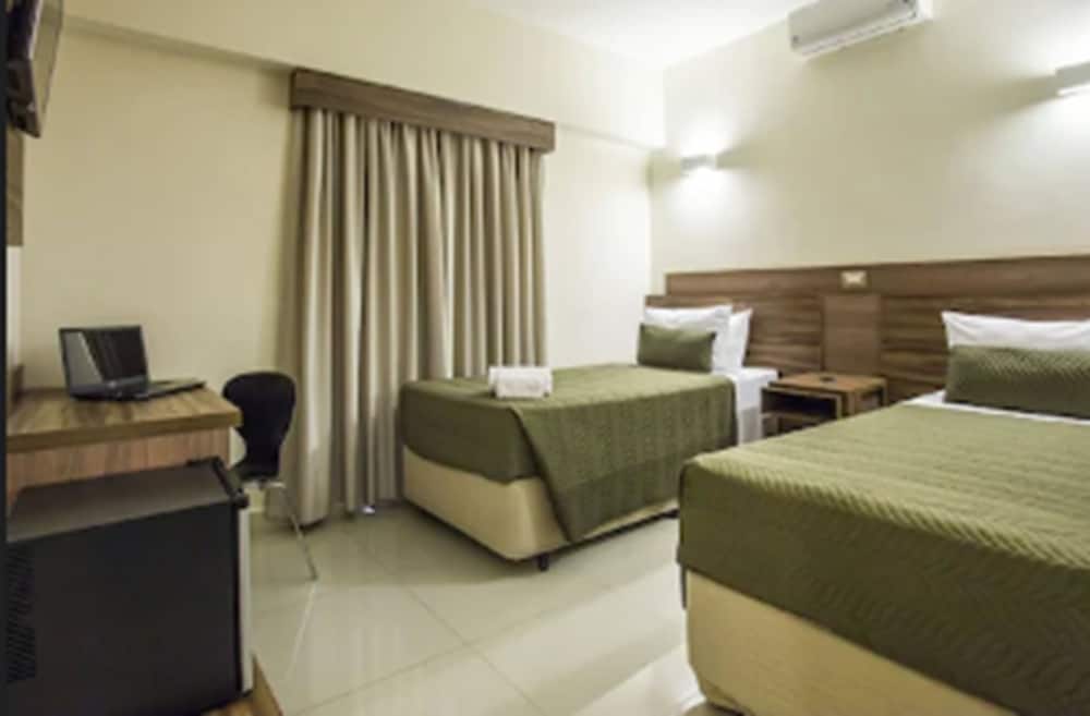 Ipe Center Hotel 17/50