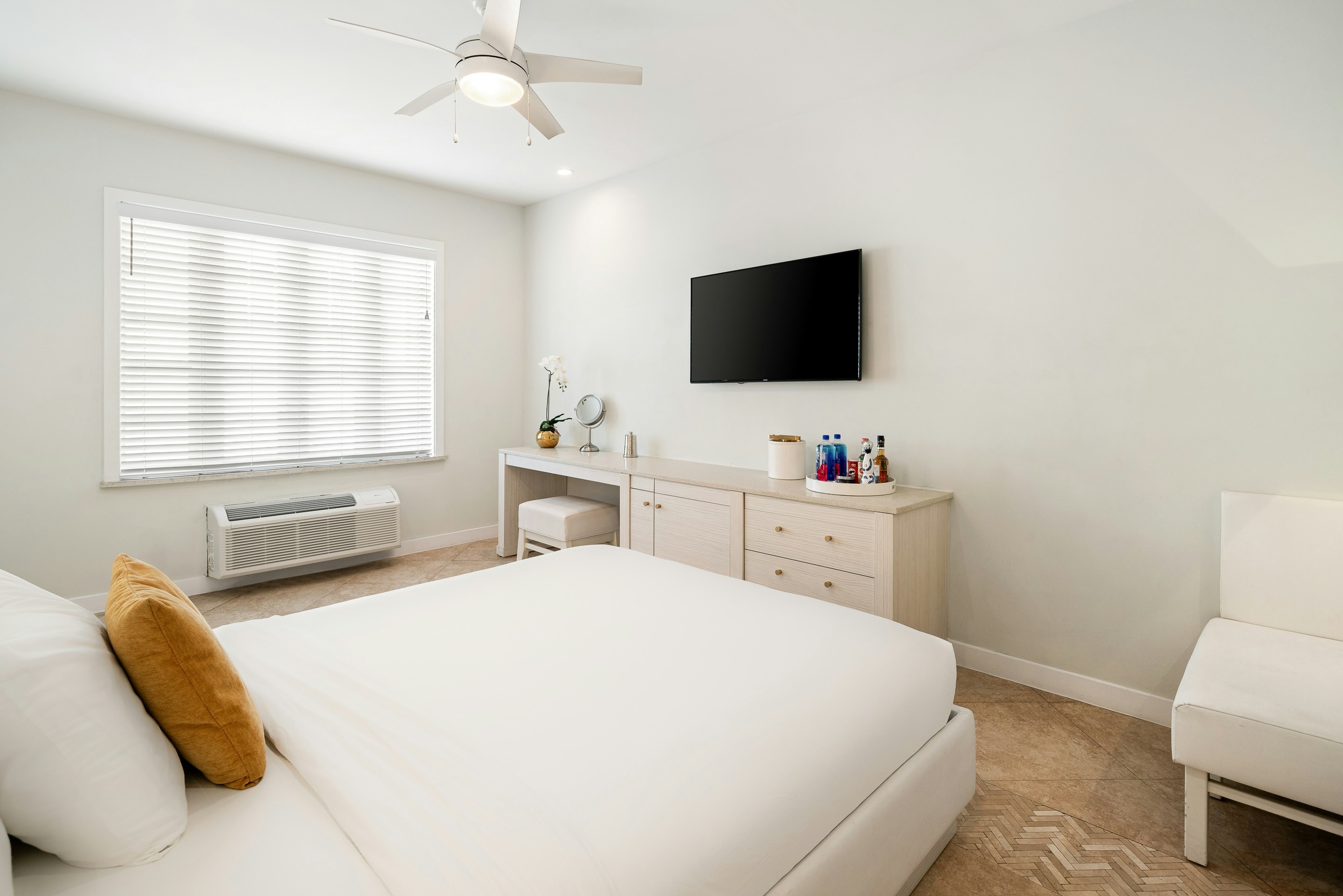 غرفة بسرير كوين، Cardozo South Beach 3/5