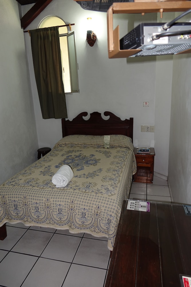 La Merced Hotel 24/50