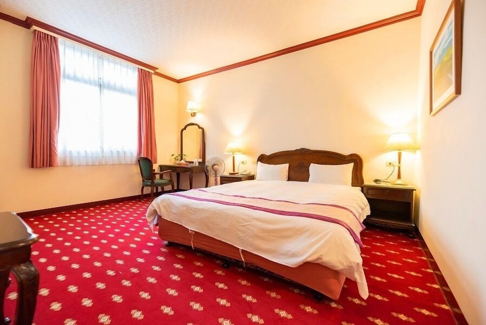 BUSINESS, DOUBLE BED