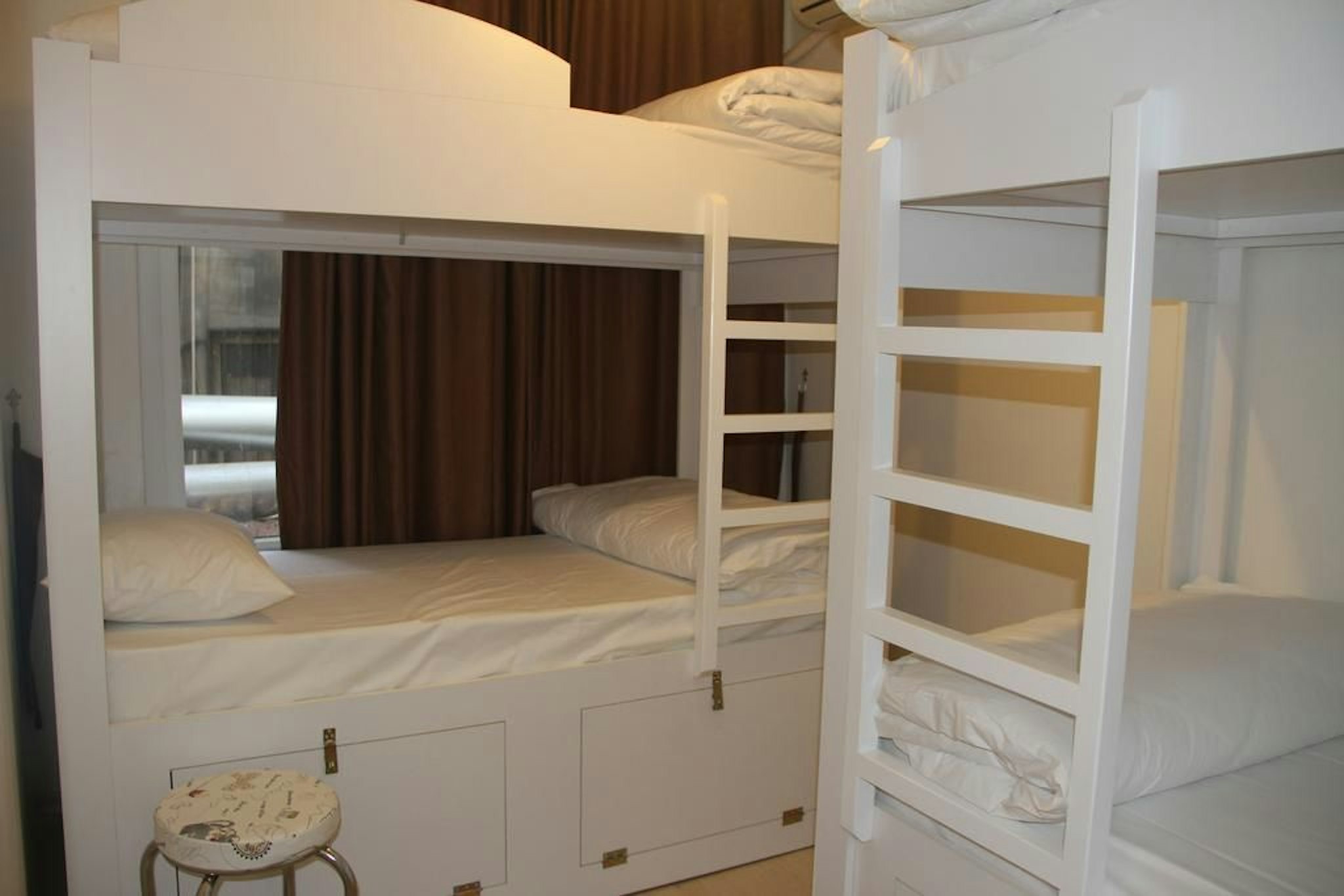 Old Mile Suites 24/30