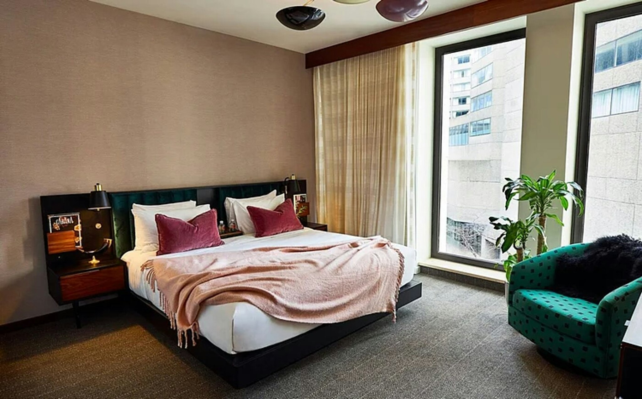 CHERRY, SUITE, ACCESSIBLE