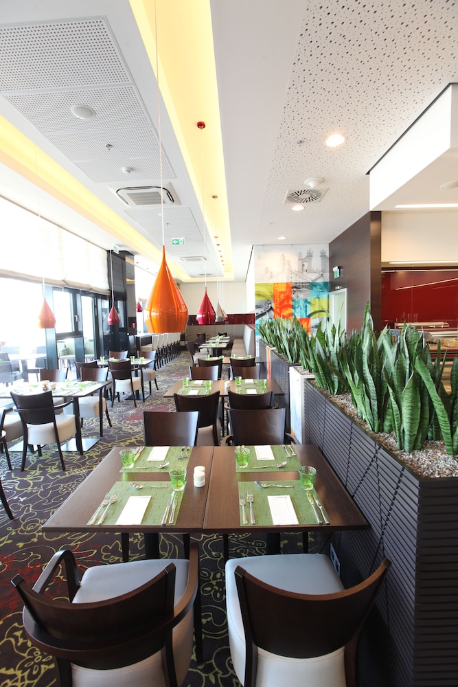 Lindner Hotel Bratislava, Part of Jdv by Hyatt 53/65