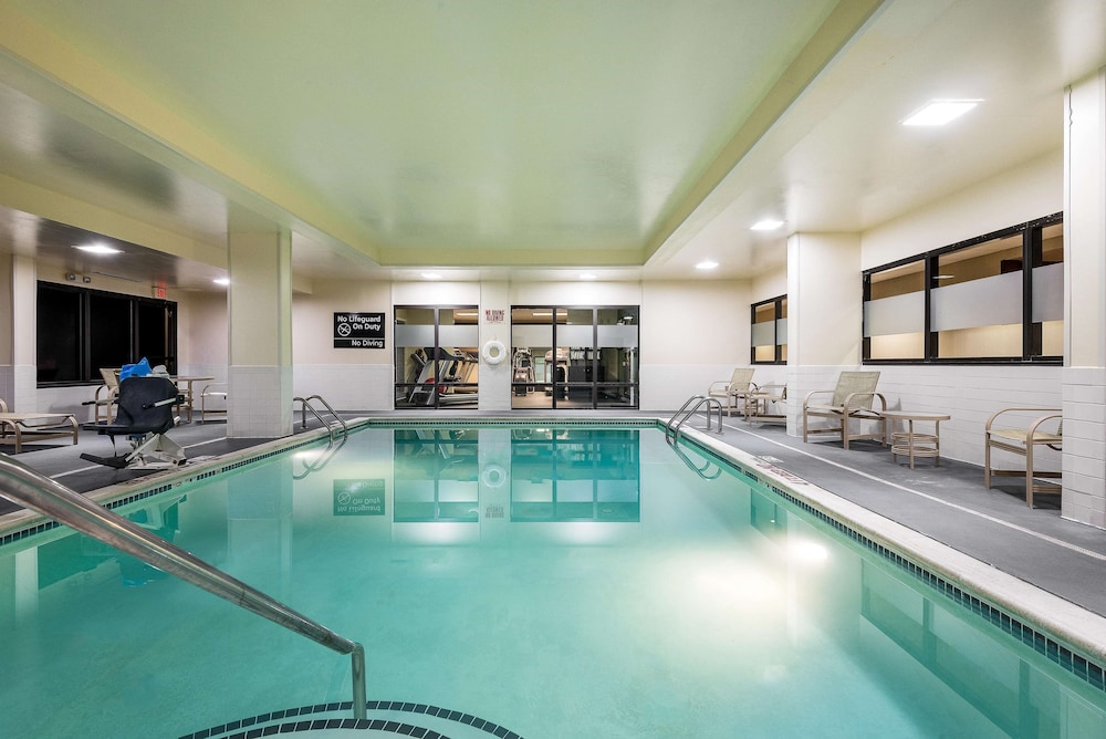 Hampton Inn Roanoke/Hollins - I-81 4/37