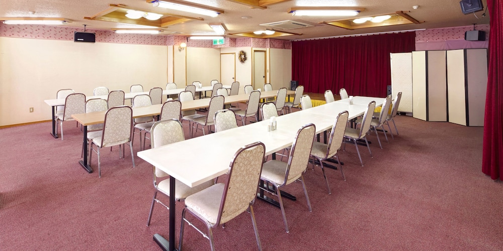 Okinawa Sun Plaza Hotel 46/53