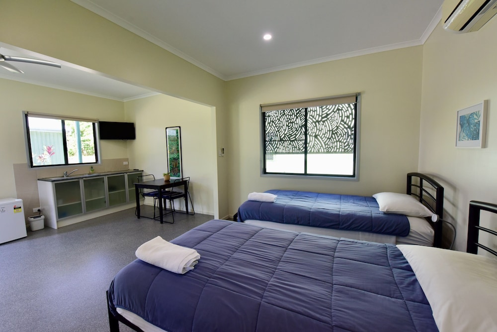 Room at Daintree Peaks Eco Stays, CAPE TRIBULATION
