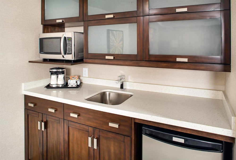 Doubletree by Hilton Toronto Airport 46/47