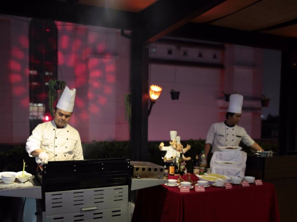 Pasar Baru Square Hotel Bandung 13/27