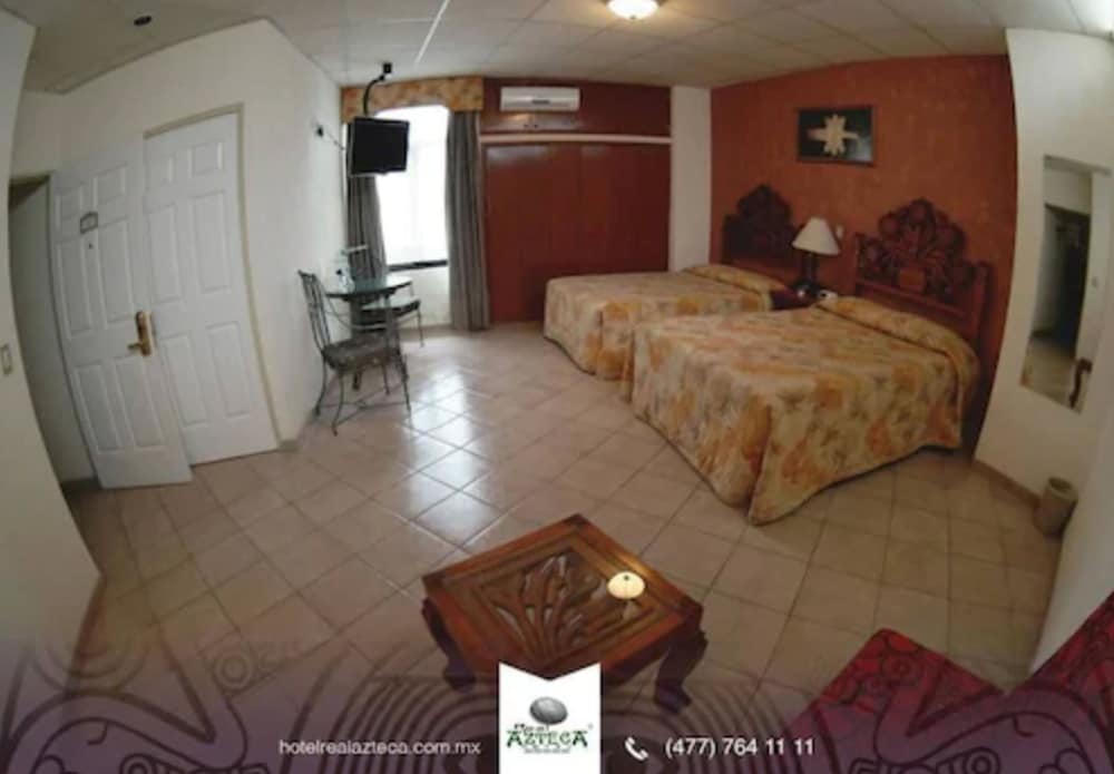 Real Azteca Hotel 12/25