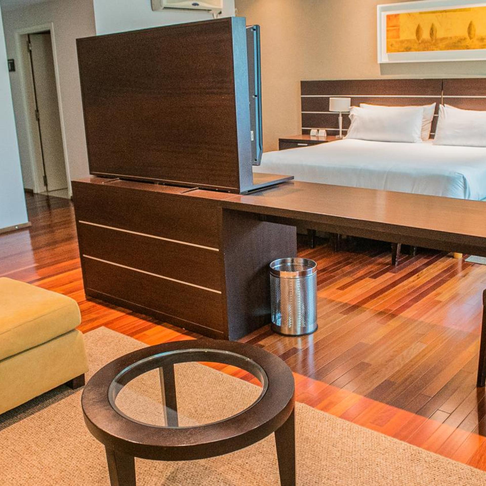 Orfeo Suites Hotel 2/50