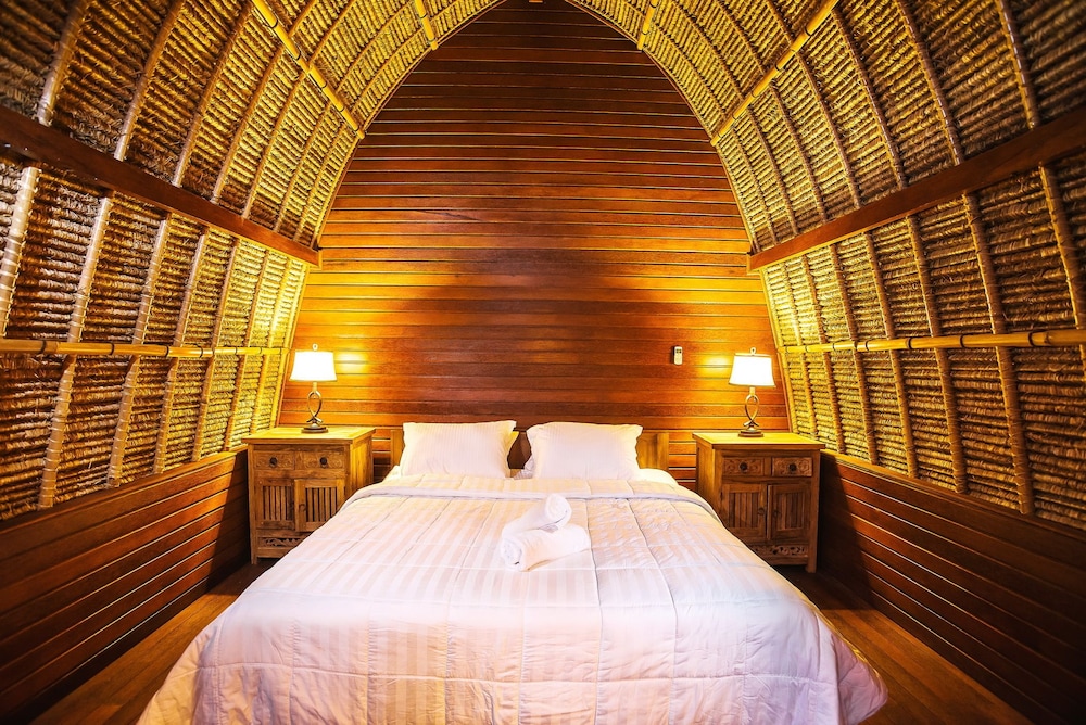 Sukanusa Luxury Huts 14/37