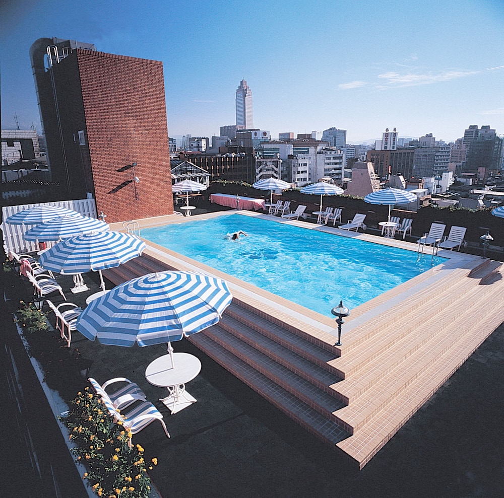 Hotel Royal Nikko Taipei 2/92