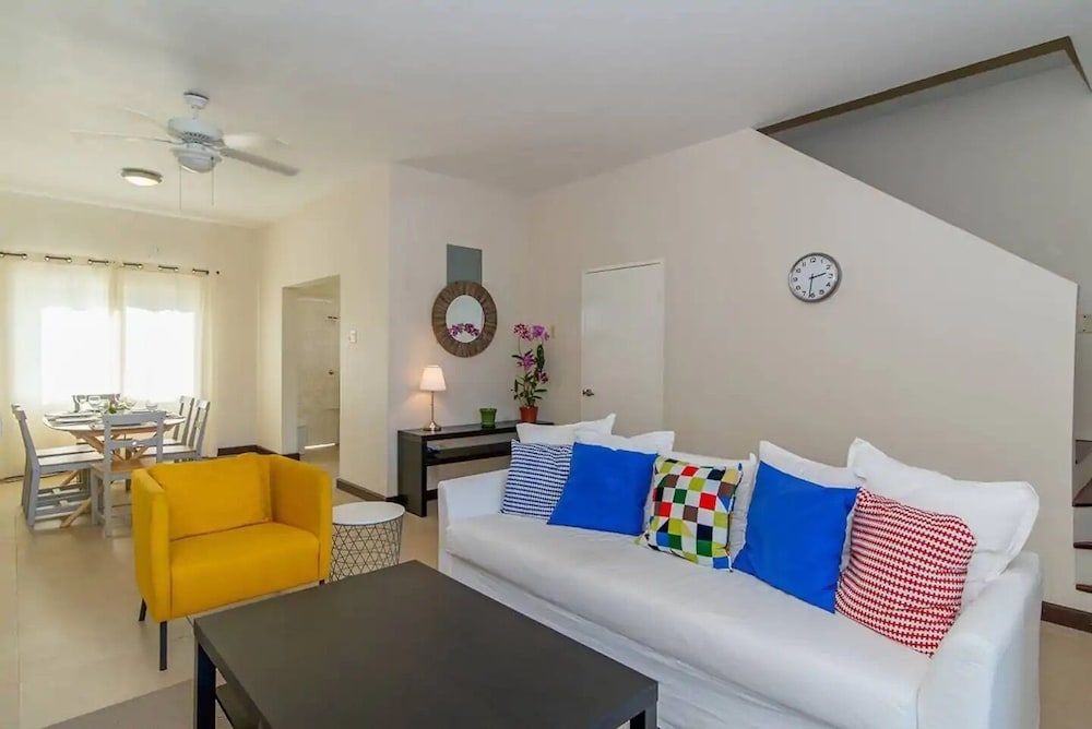 Nianna Coral Bay Splendid Townhouse 22/50