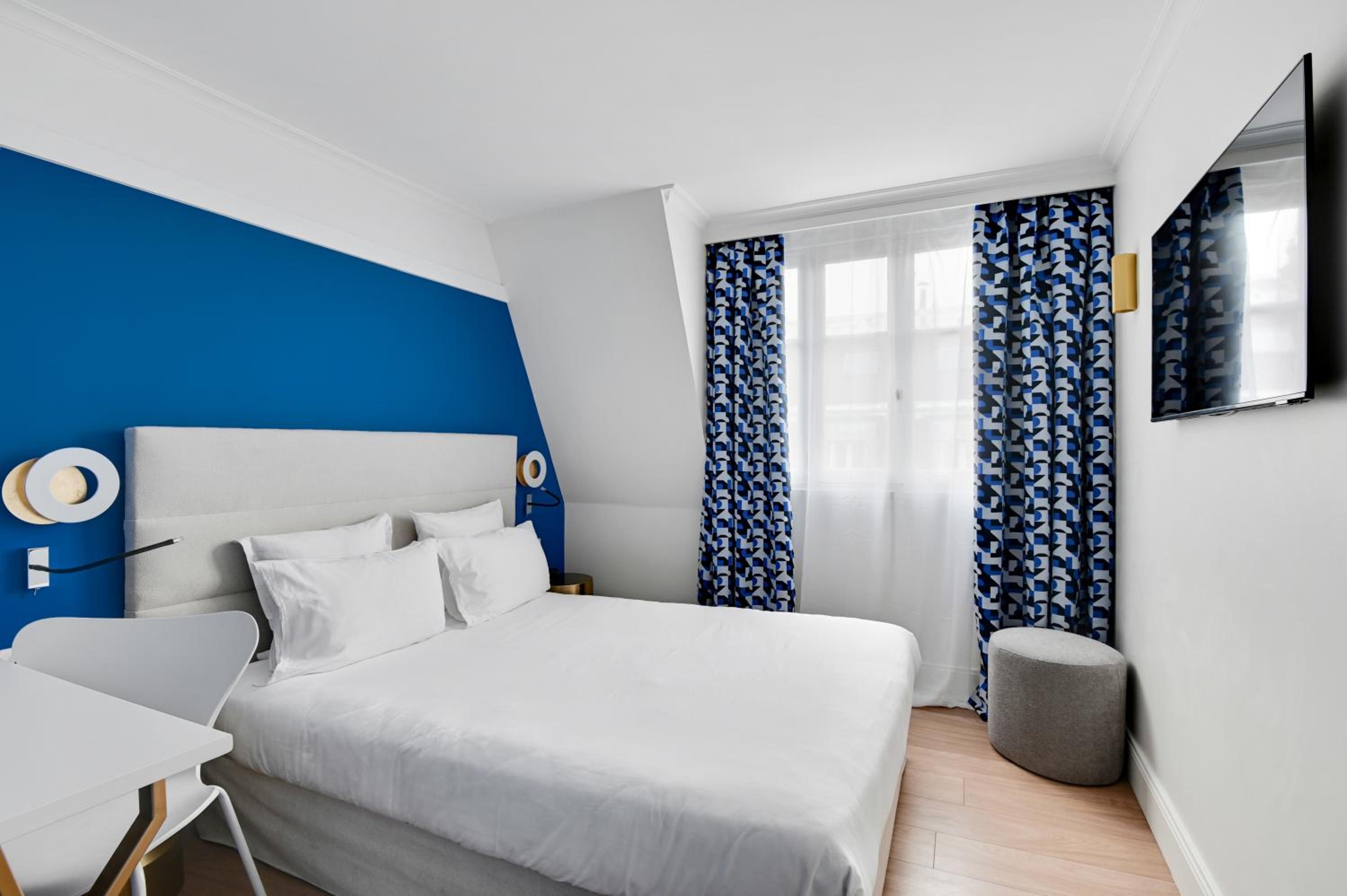 غرفة سوبيريور بسرير كوين، Elysees Opera Hotel 5/10