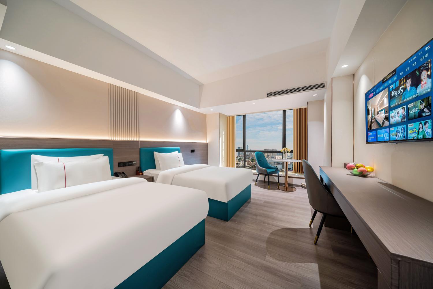 Elegant, 2 Beds