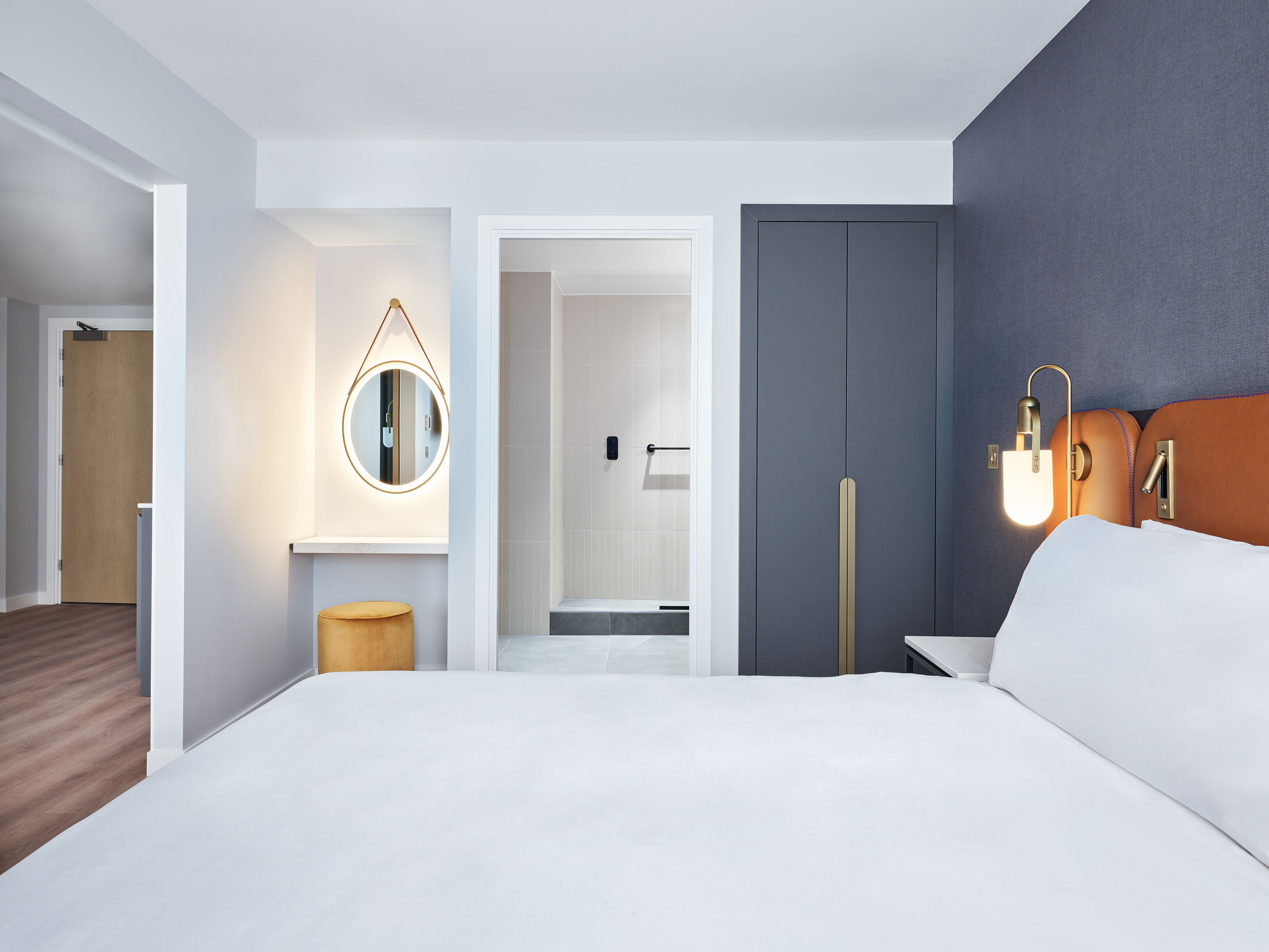 Regal, Suite, City View