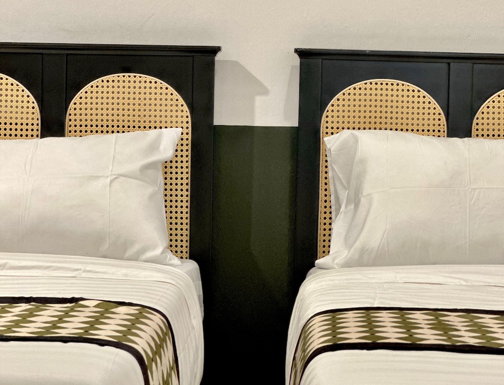 Wayfarer Guest House 26/50