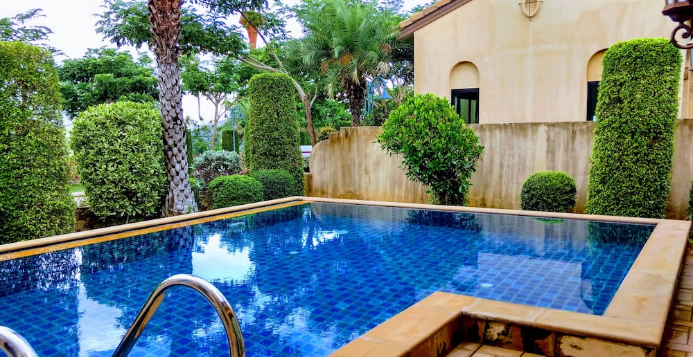 Chivani Pattaya 42/45