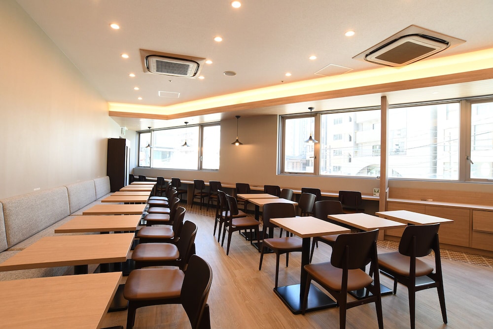 R&B Hotel Otsuka Eki Kitaguchi 35/38