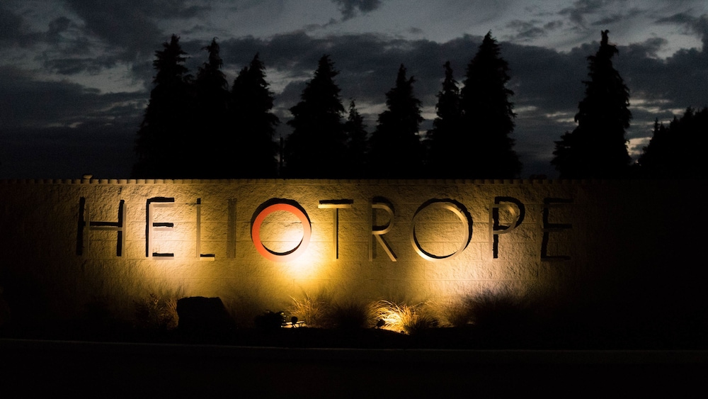 Heliotrope Hotel 2/50