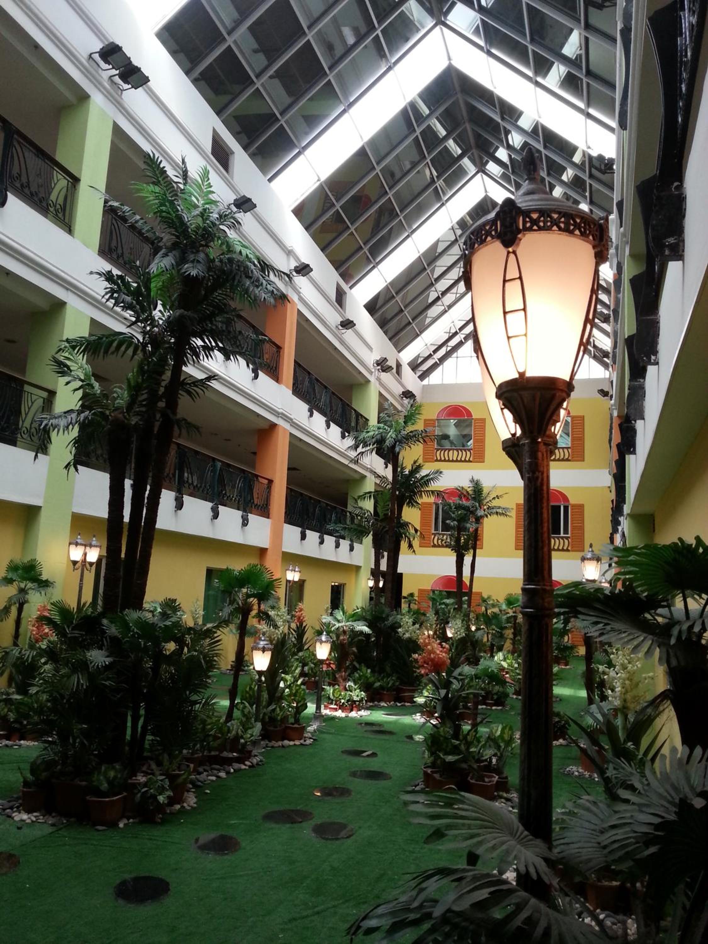 Td Plaza Hotel 40/50
