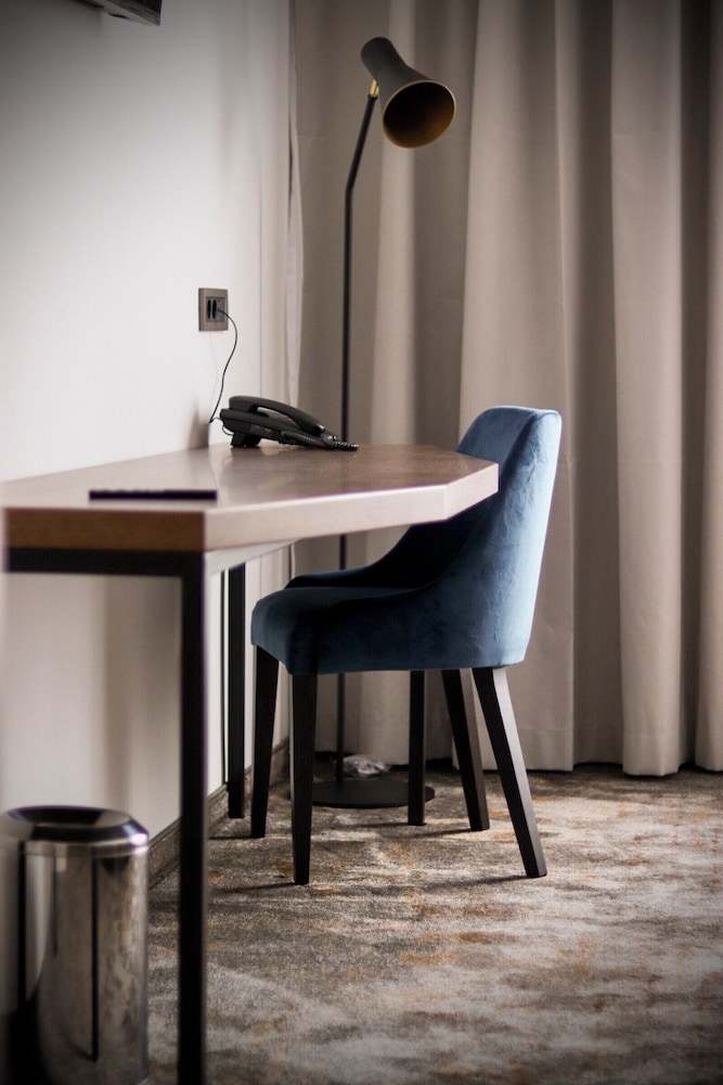 Hotel iNova 27/50