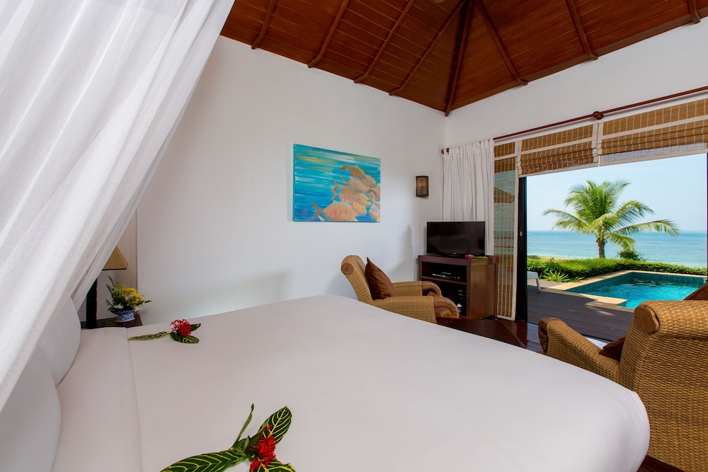 VILLA, BEACH FRONT, PRIVATE POOL
