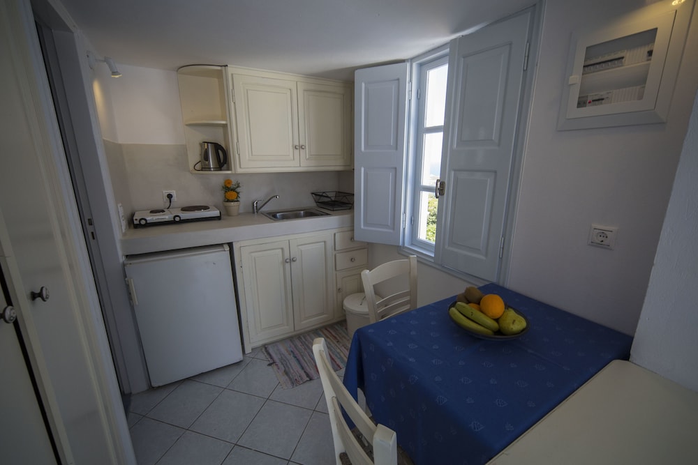 Ianthe Apartments And Villa 11/50