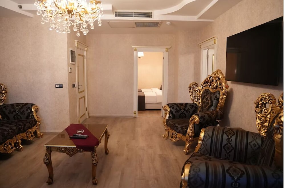 Hotel Golden King 29/50