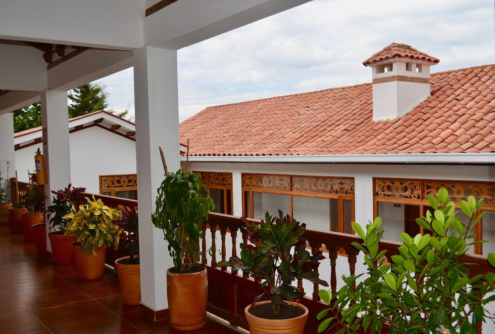 Hotel El Giro 3/50