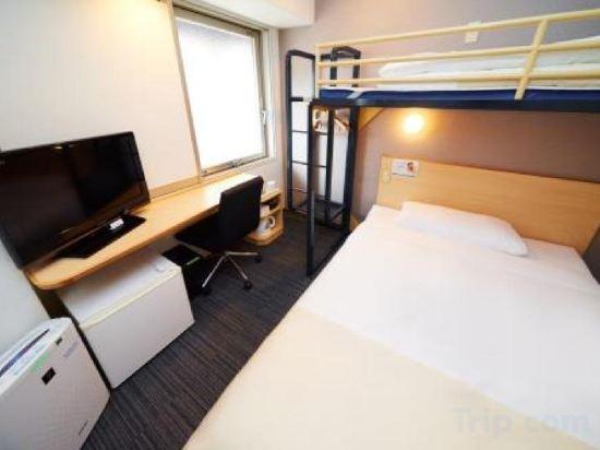 Room, 1 Double and 1 Single Bed, Loft Bed