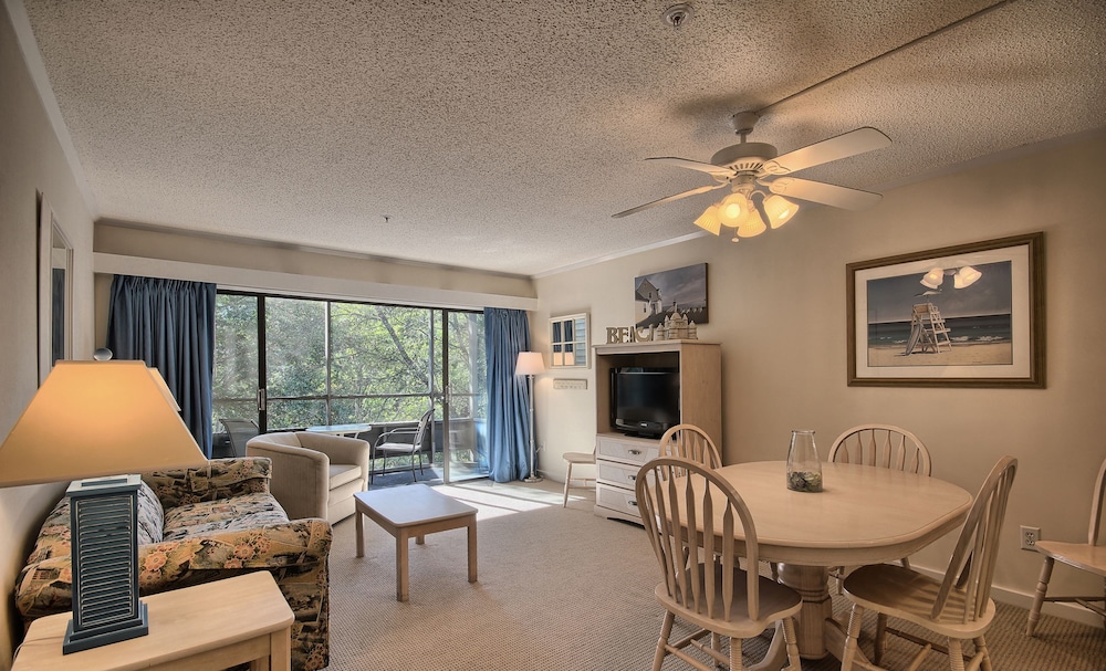 Ocean Creek Resort 52/73