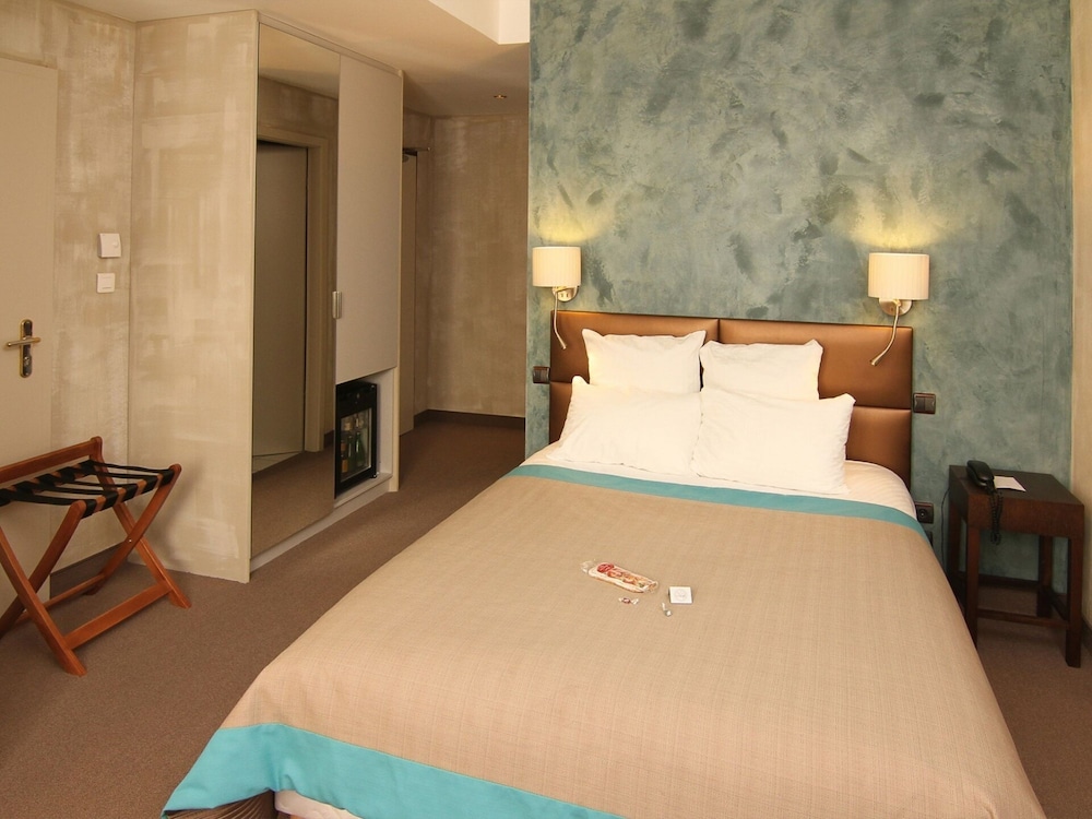 Hotel Beaucour 13/83