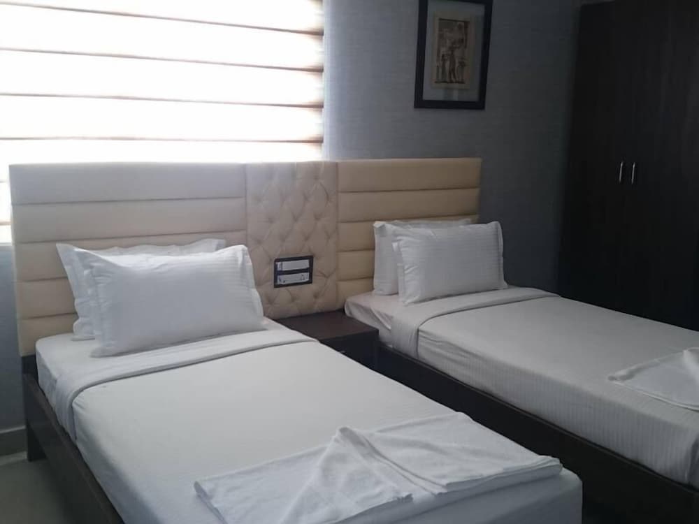 Icon Suites By Bhagini 22/50