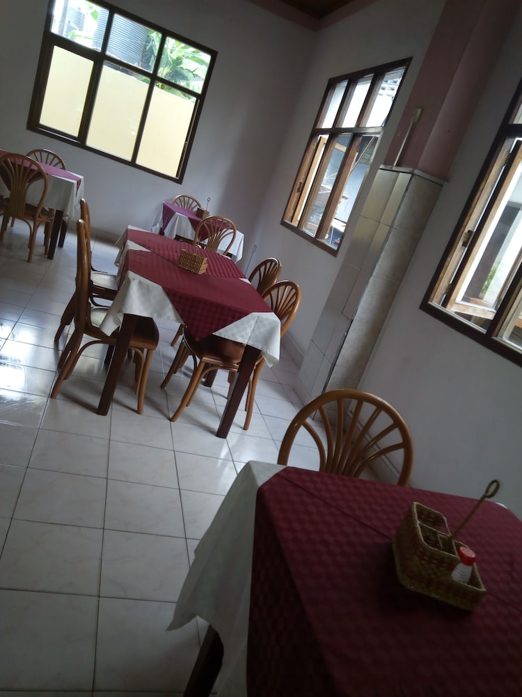Hotel Dorse 5/17