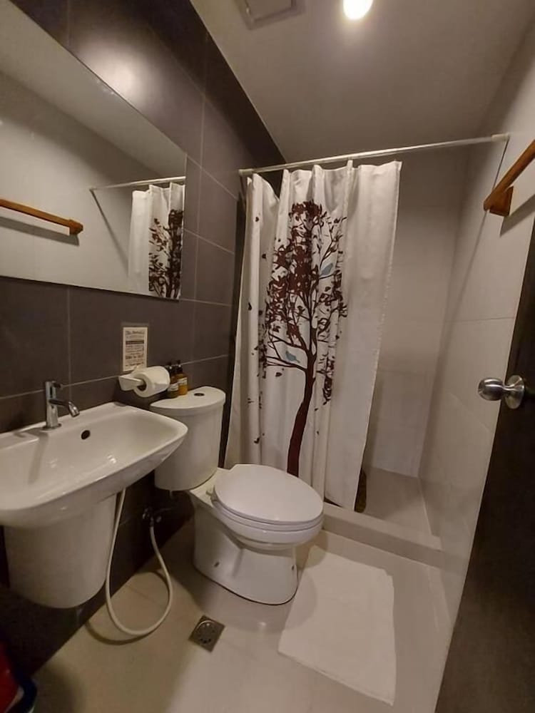 Acacia Garden Inn 66/66