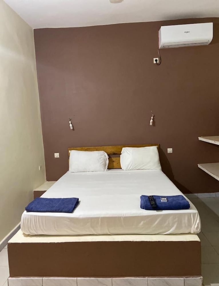 Room at Le Trarza, NIAGA