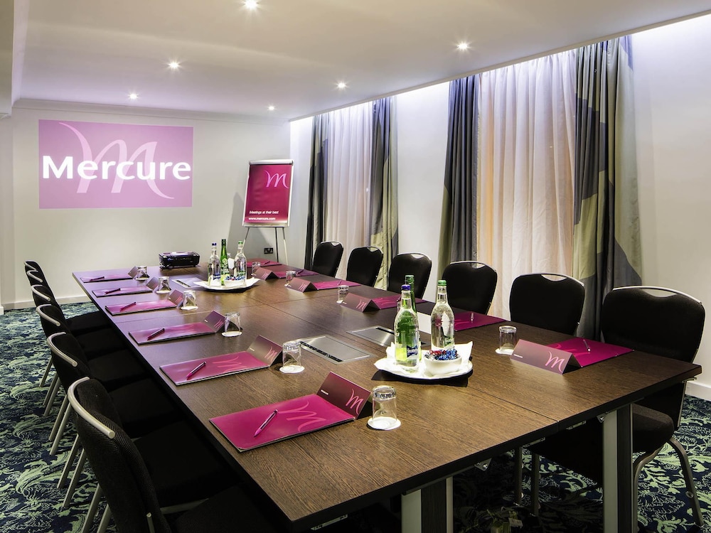 Mercure Darlington Kings Hotel 57/61