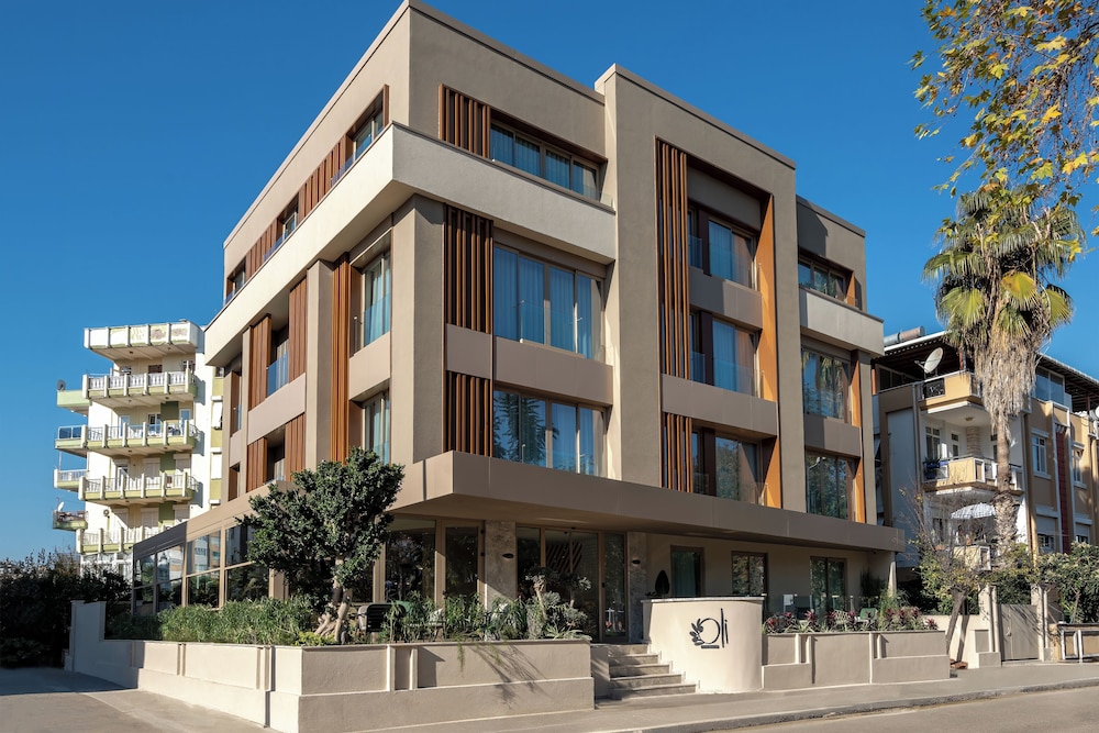 Oli Hotel 42/47
