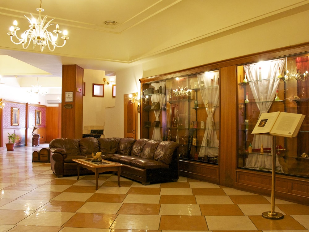 BUSINESS HOTEL 20/35