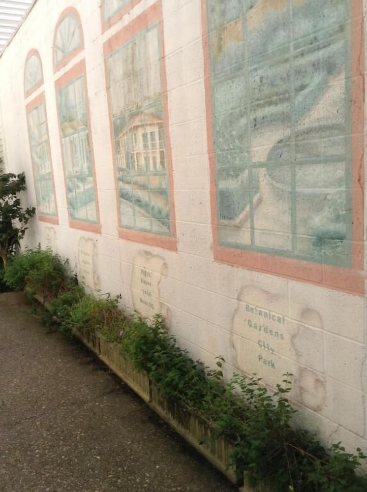 The Garden District Hotel 5/46