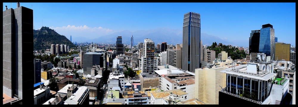 Santiago Backpackers 43/50