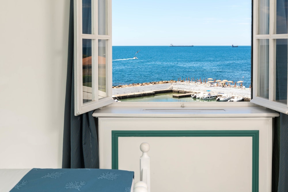 Mercure Civitavecchia Sunbay Park Hotel 26/65
