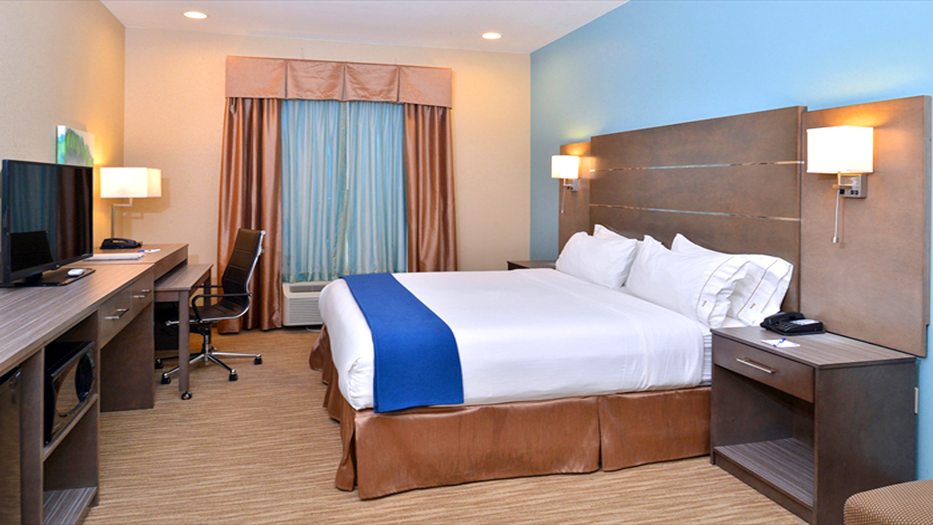 Leisure, King Bed