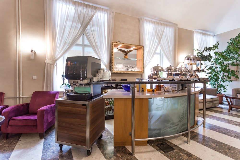 Hotel Adler 12/50