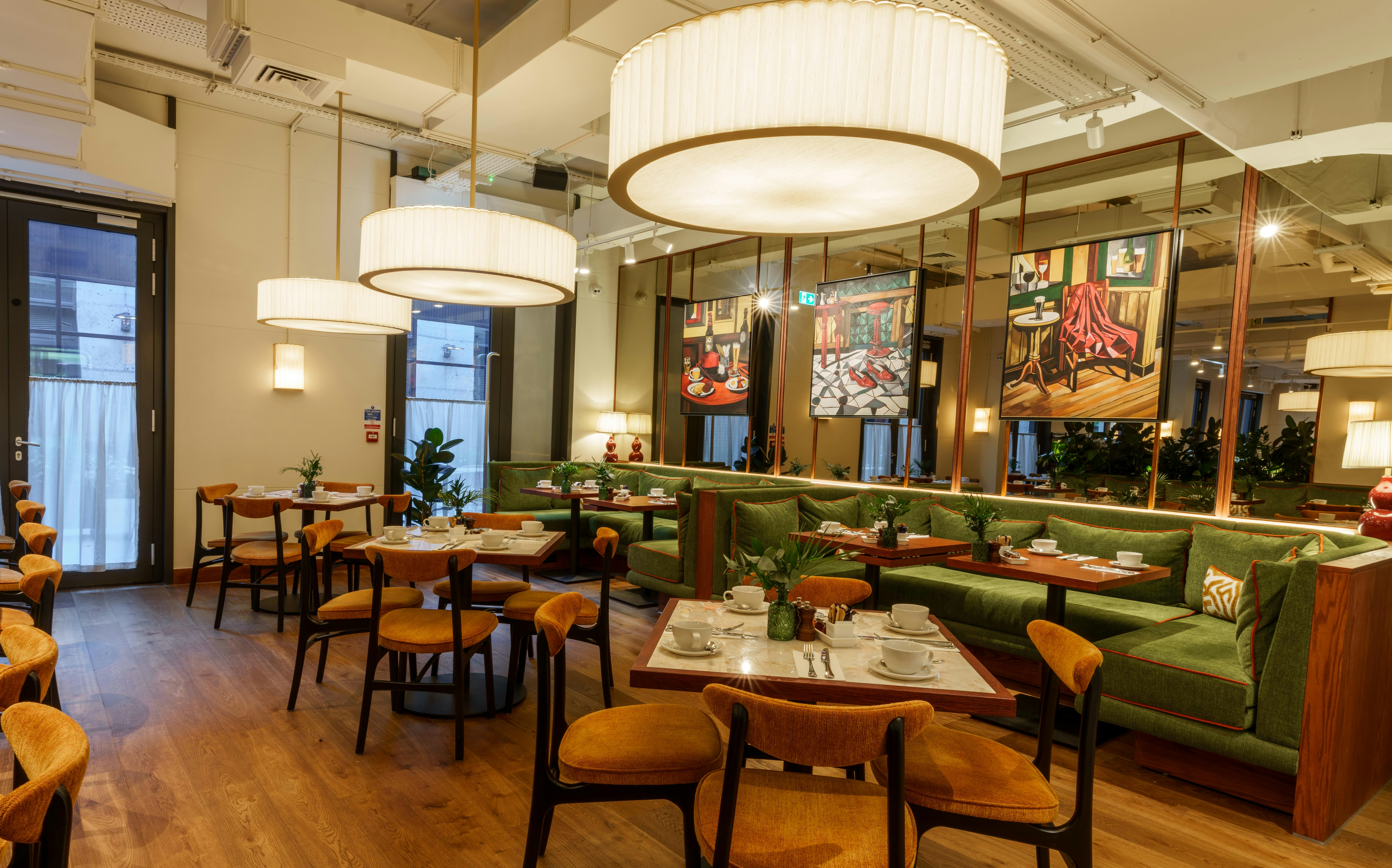 Leonardo Hotel London Aldgate - Formerly Hotel Saint 50/50